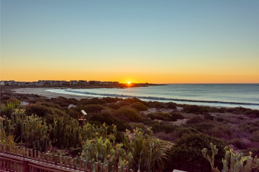 4 Bedroom Property for Sale in Britannia Bay Western Cape